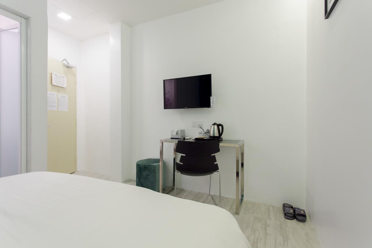 Aloha Hotel Sdn Bhd Pontian Kecil Exteriör bild