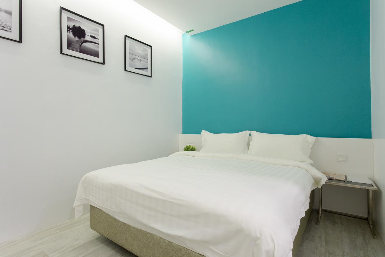 Aloha Hotel Sdn Bhd Pontian Kecil Exteriör bild