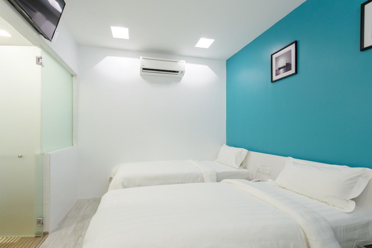 Aloha Hotel Sdn Bhd Pontian Kecil Exteriör bild